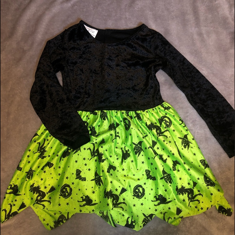 Witches Halloween costume